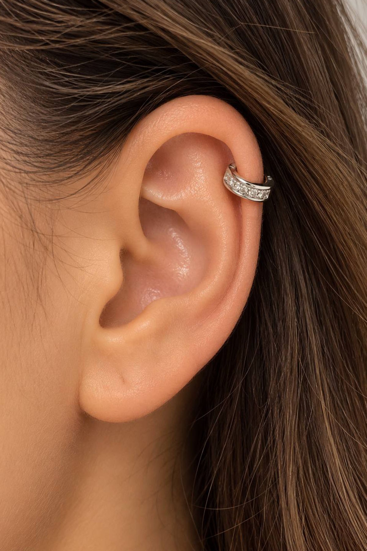 Gümüş Renk Taşlı Cerrahi Çelik Halka Tragus/Kıkırdak Küpe/Piercing (Tek)