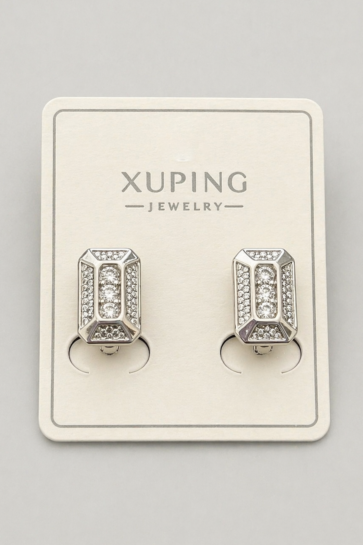 Gümüş Renk Taş Detaylı Xuping Küpe (Çift)