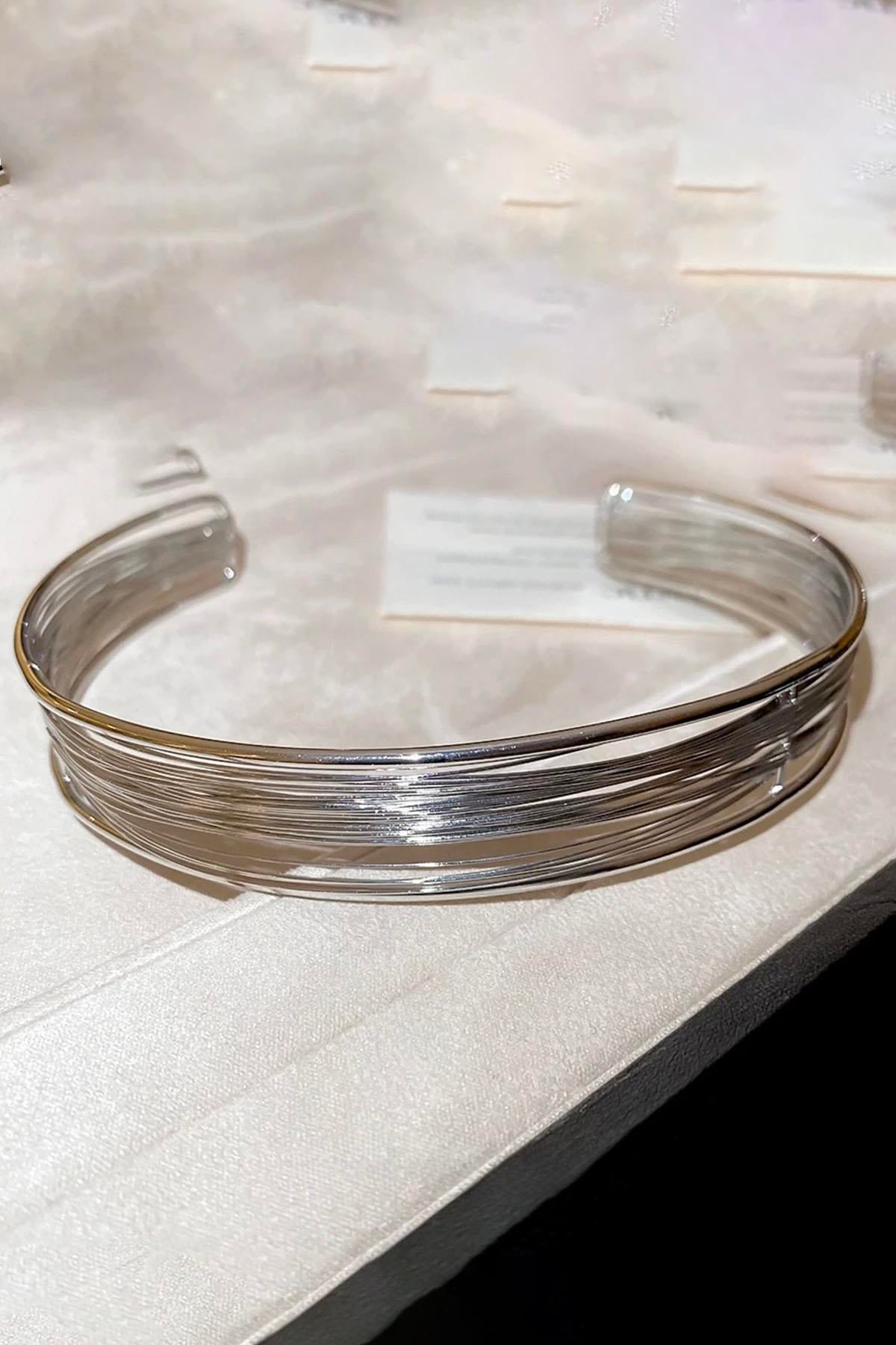 Gümüş Renk Metal Choker Kolye