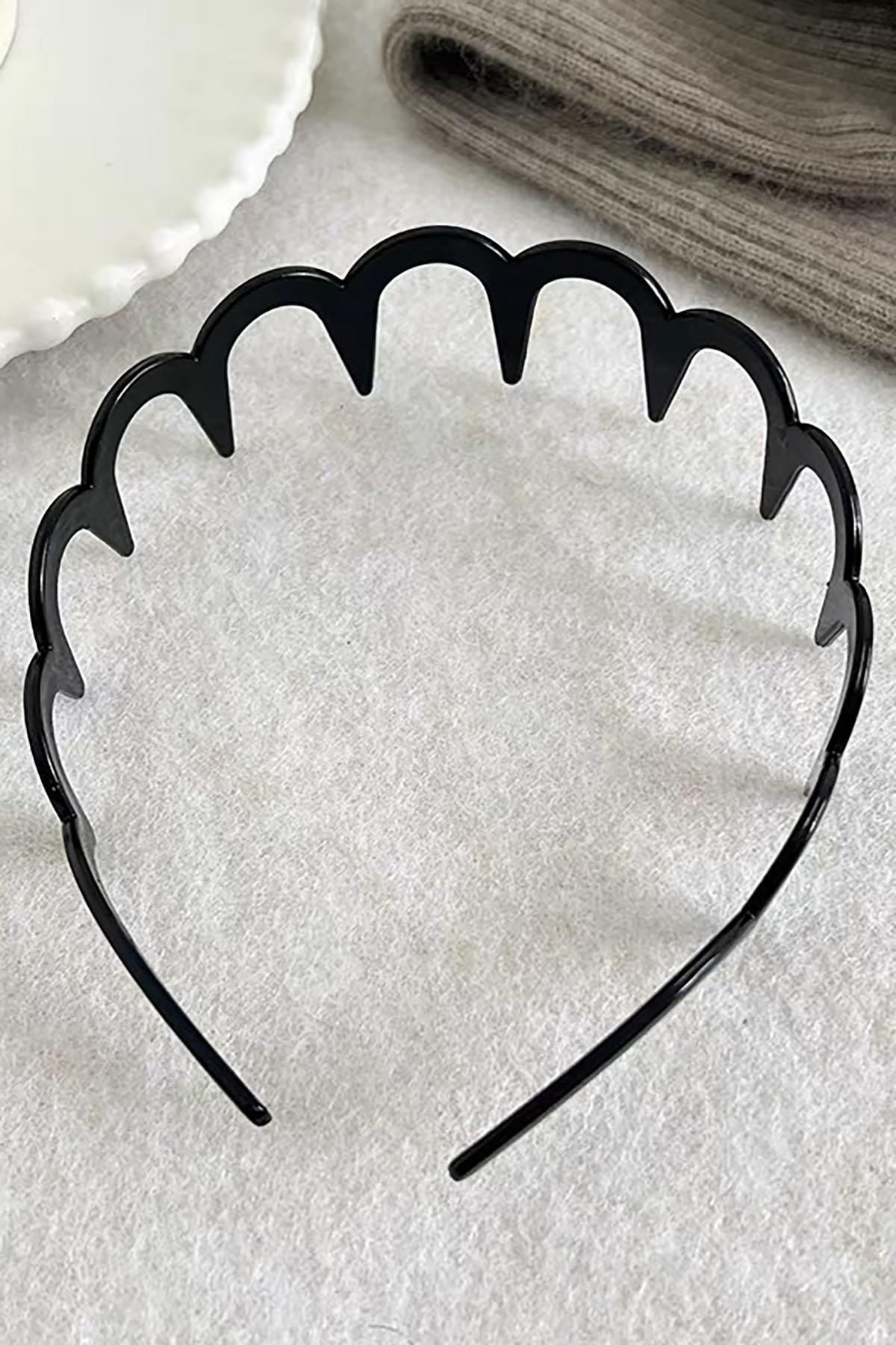 Siyah Renk Tarak Detaylı Taç