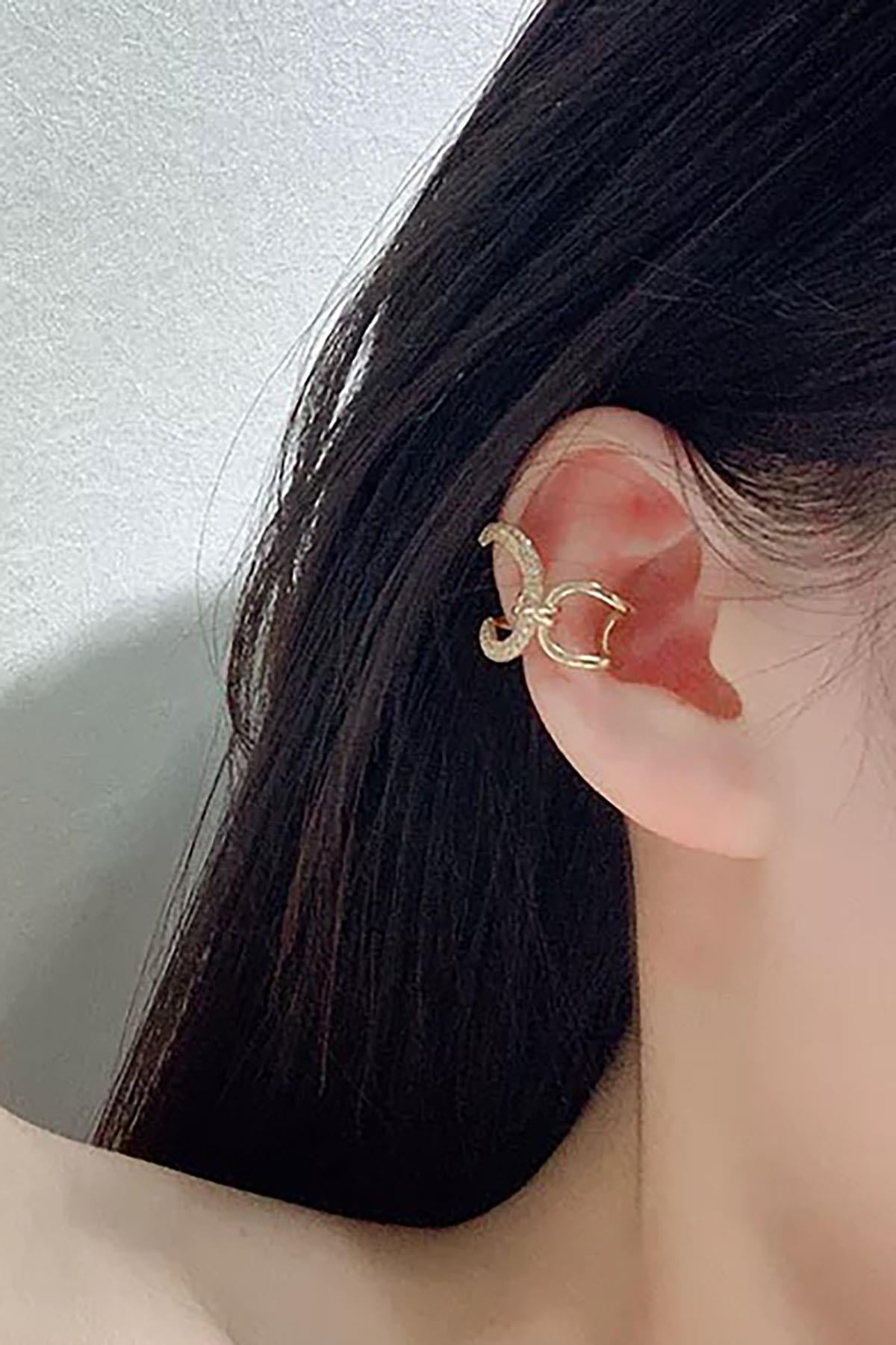 Altın Renk Taş Detaylı Ear Cuff (Tek)