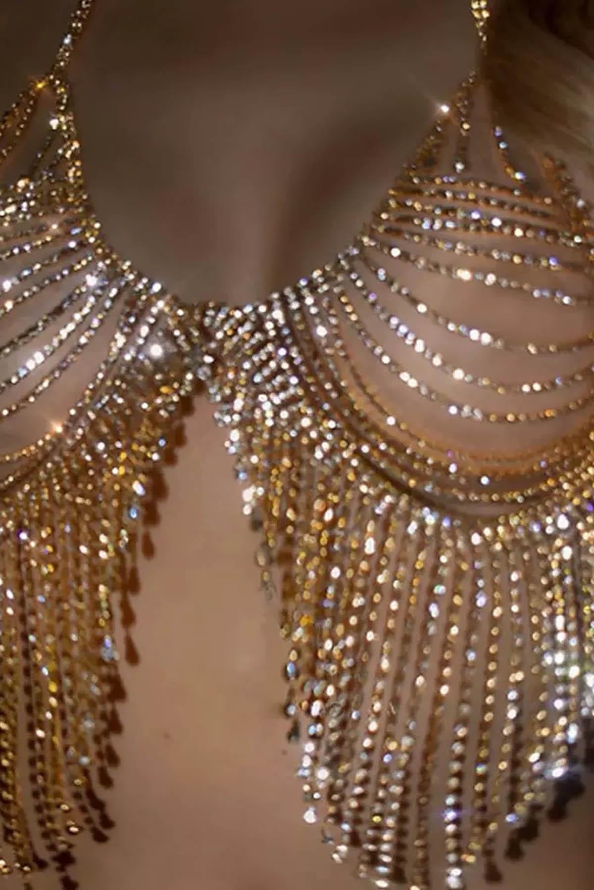 Altın Renk Taş Detaylı Bikini Üstü /Bralet /Vücut Aksesuarı