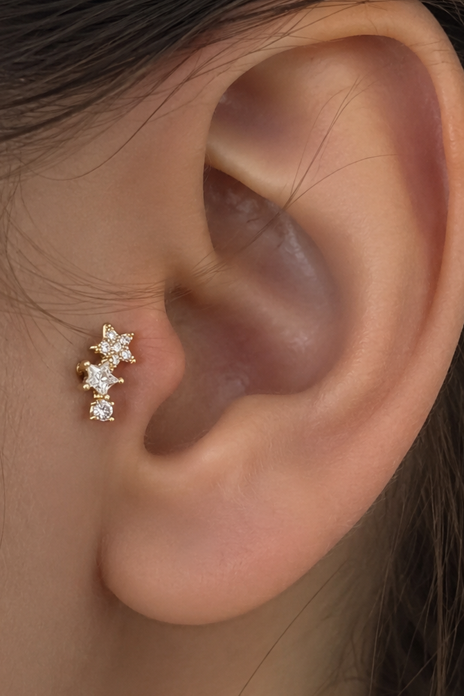 Altın Renk Yıldız Figürlü  Cerrahi Çelik Tragus/Kıkırdak Küpe/Piercing (Tek)