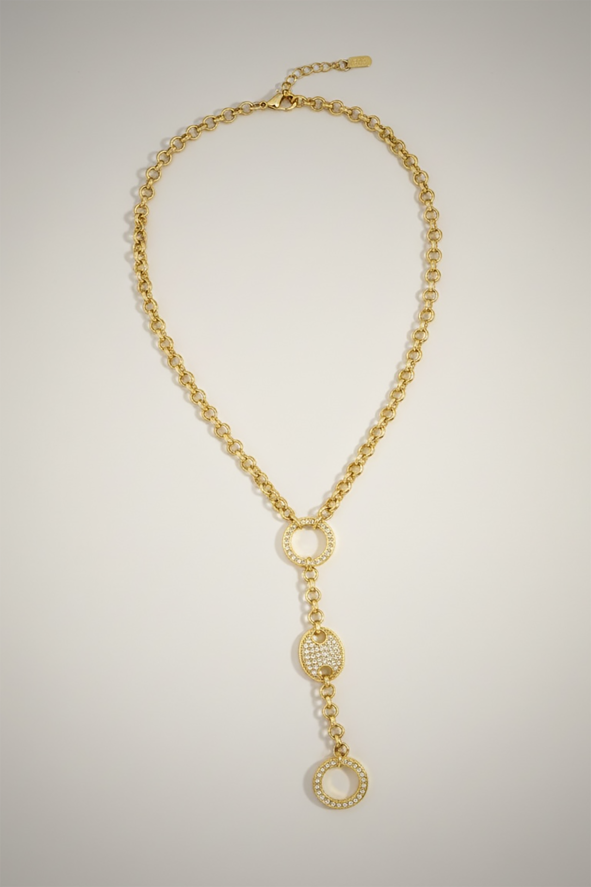 Altın Renk Zincir Detaylı Halka Detay Çelik Kolye