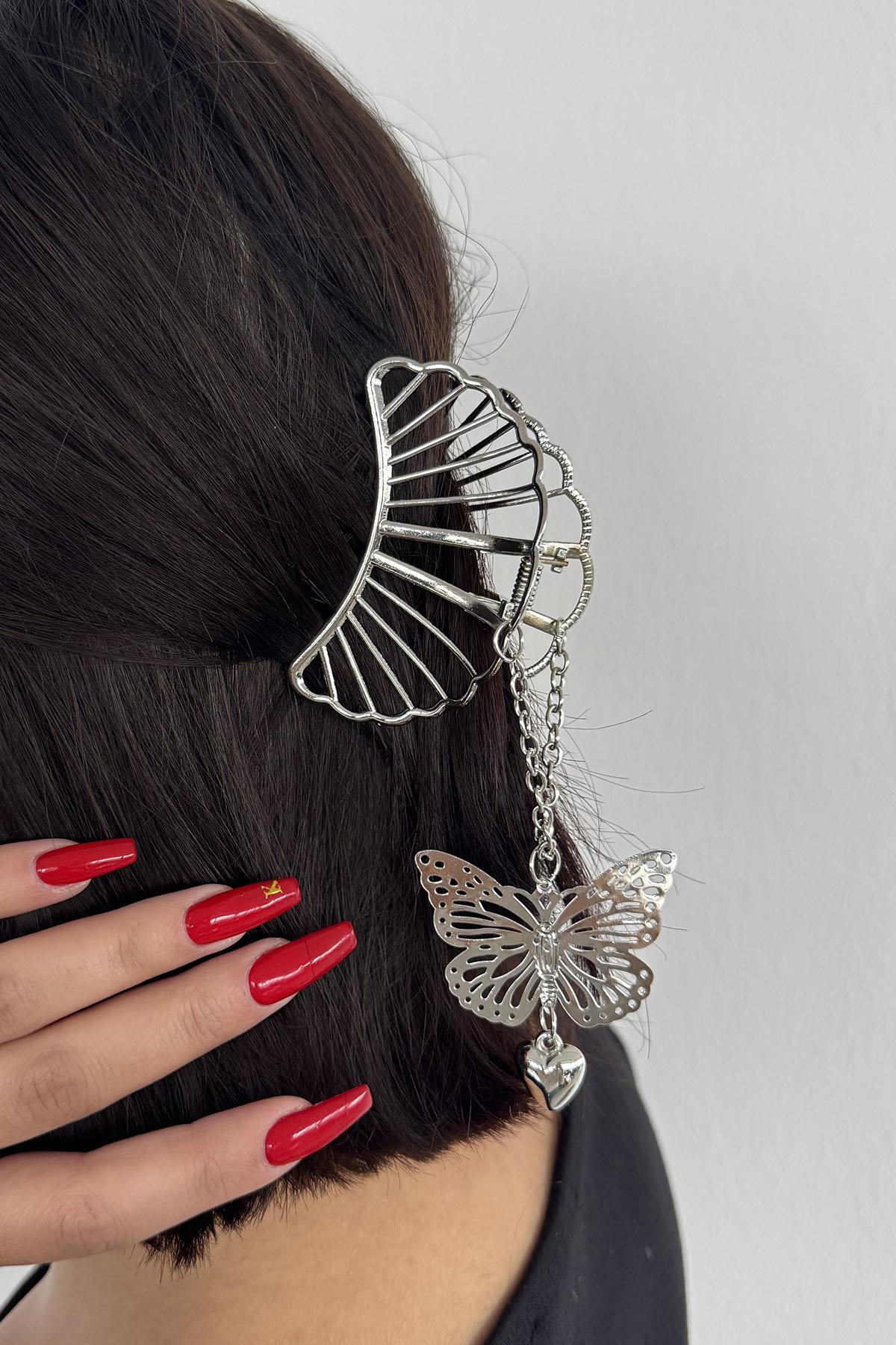 Gümüş Renk Kelebek Figürlü Sallantılı Metal Mandal Toka