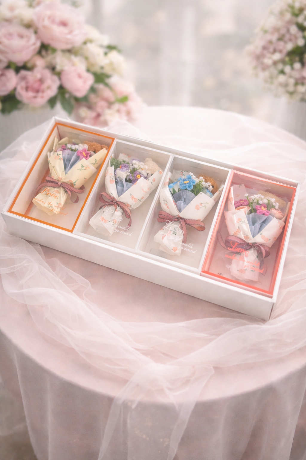 4lü Mini Çiçek Buketi Hediye Kutusu 