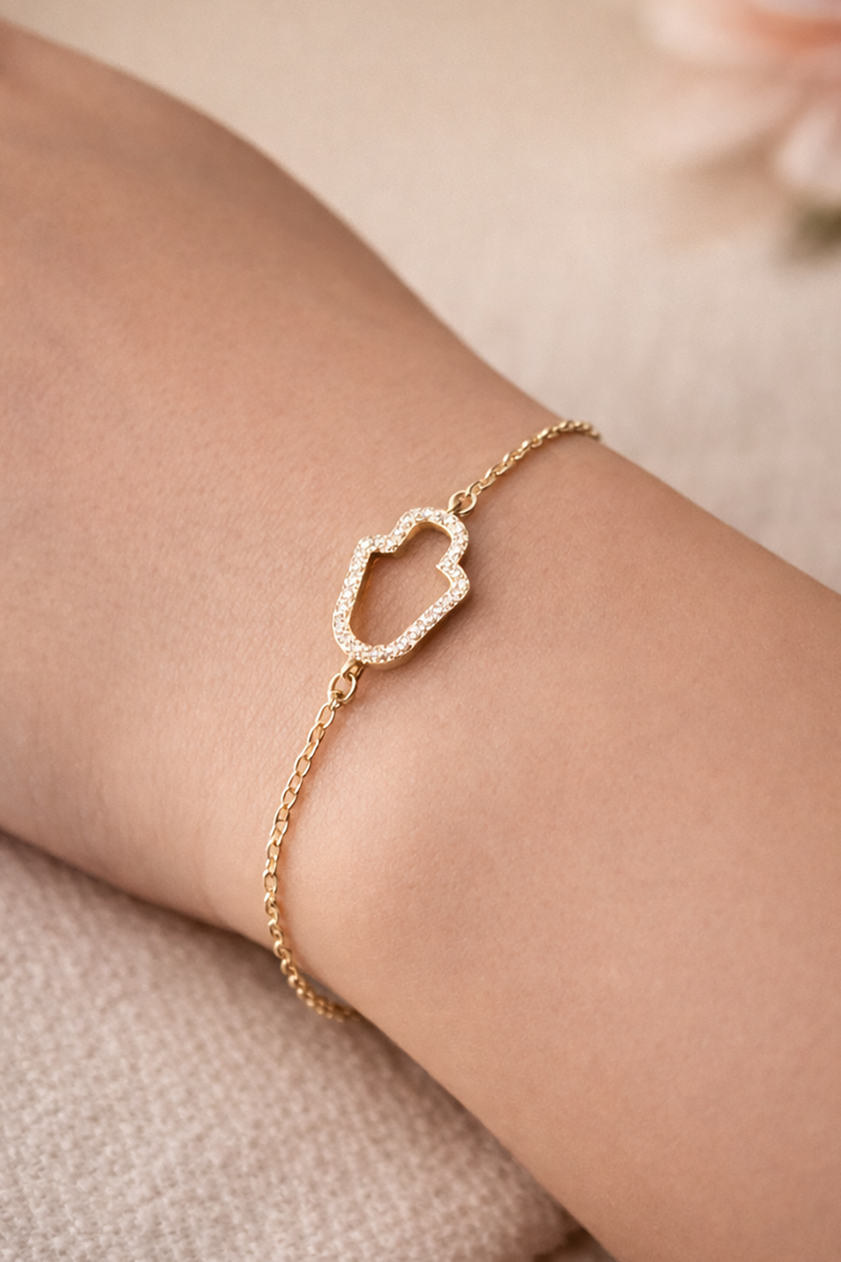 Altın Renk Taş Detaylı Çelik Xupıng VİP Bileklik