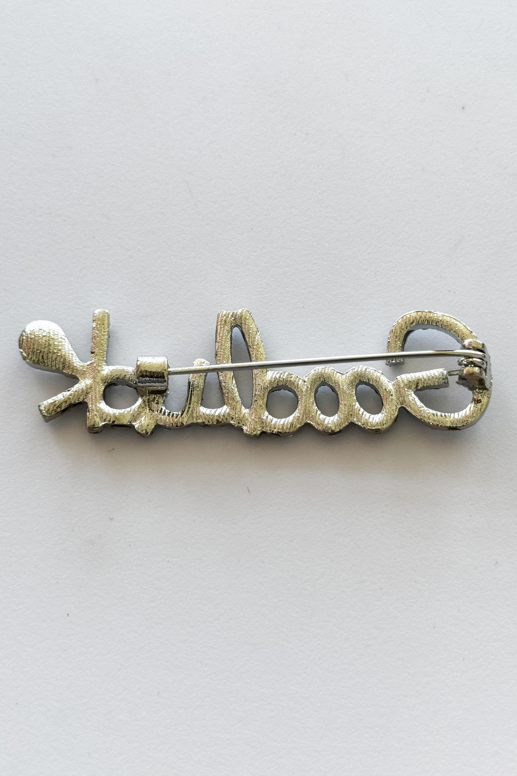 Gümüş Renk Good Luck Yazılı Taşlı Broş