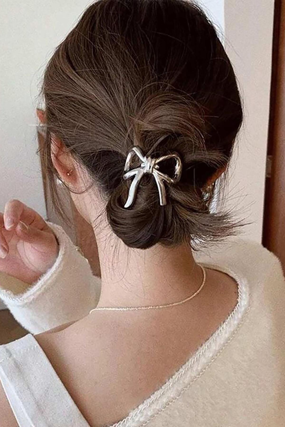 Gümüş Renk Metal Kurdele Figürlü Lastik Toka