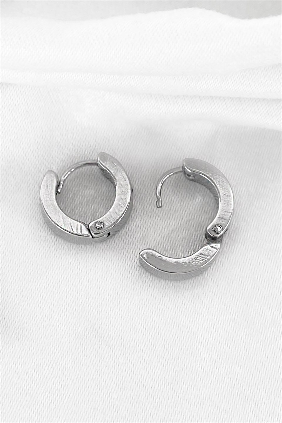 Silver Color Star Patterned Unisex Ring Earrings (Double)