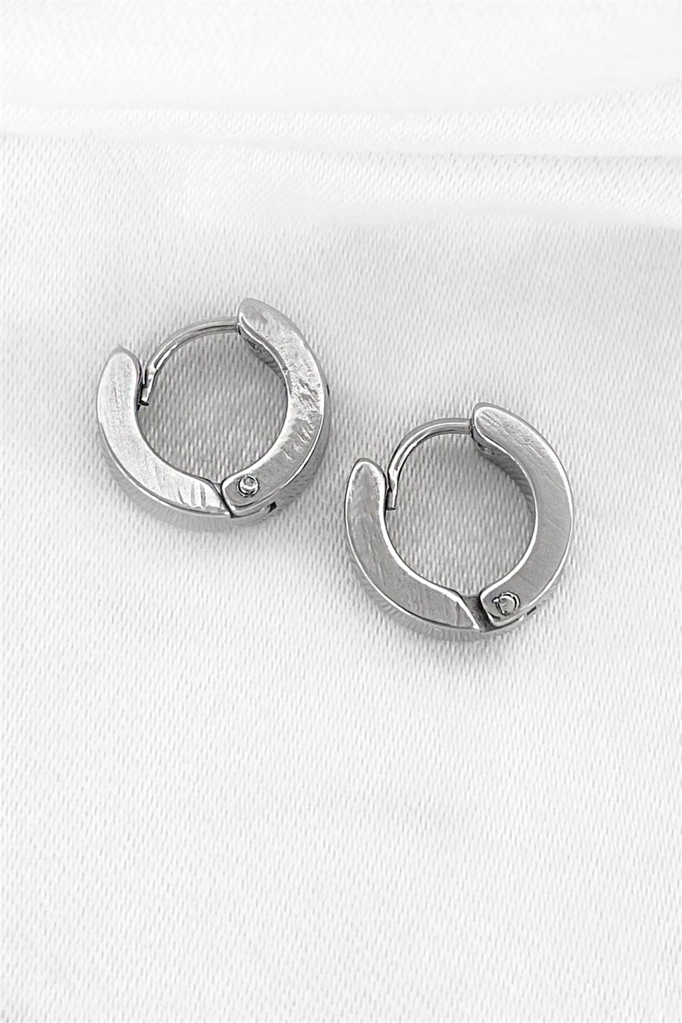 Silver Color Star Patterned Unisex Ring Earrings (Double)