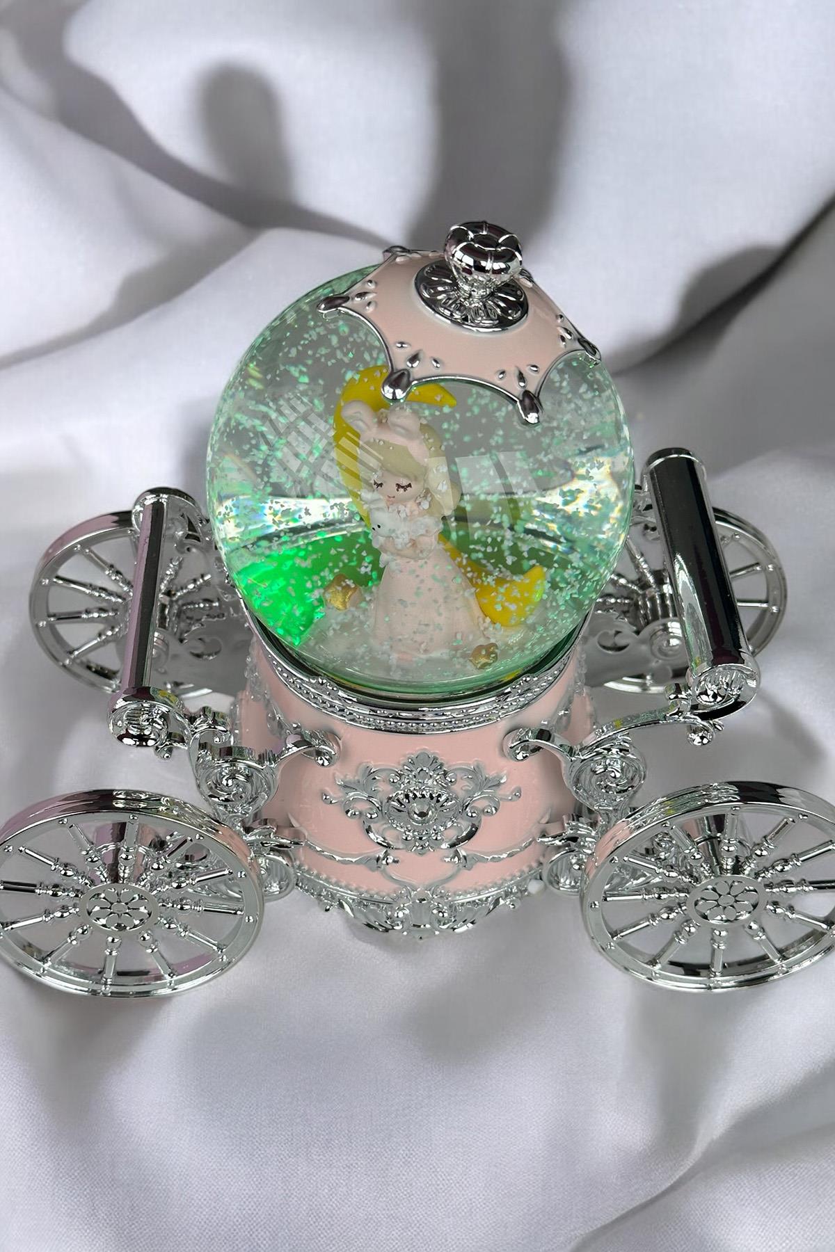 Gümüş Ve Pembe Renk Kız Figürlü Tekerlek Detaylı Müzikli Işıklı Kar Küresi