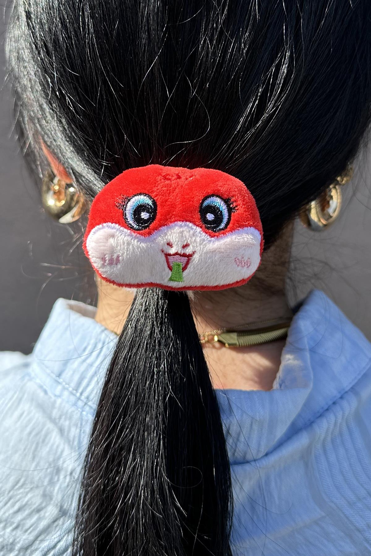 Kırmızı Renk Ayıcık Figürlü Peluş Simit Toka