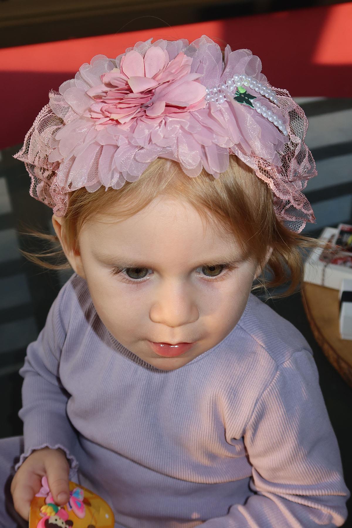 Pembe Renk Çiçek Figürlü Çocuk/ Bebek  Saç Bandı