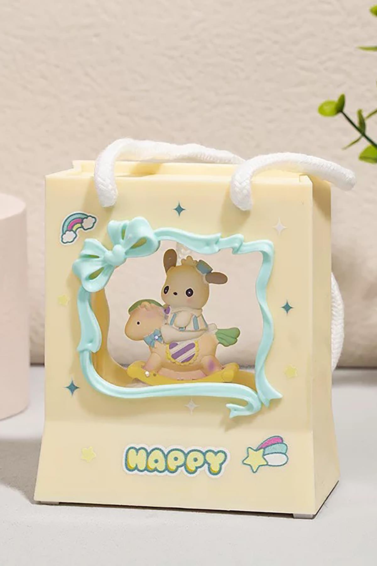 Sarı Renk Tavşan Figürlü Askı Detaylı Müziklı Işıklı Kar Küresi