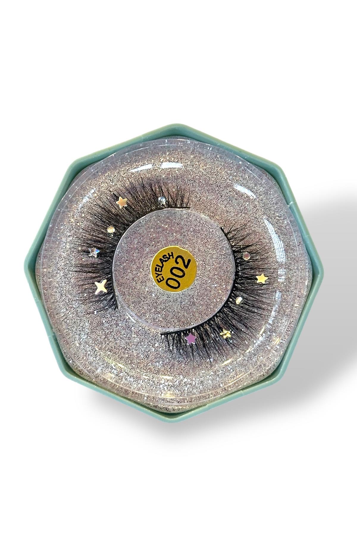 Siyah Renk Taş Detaylı Takma Kirpik 002