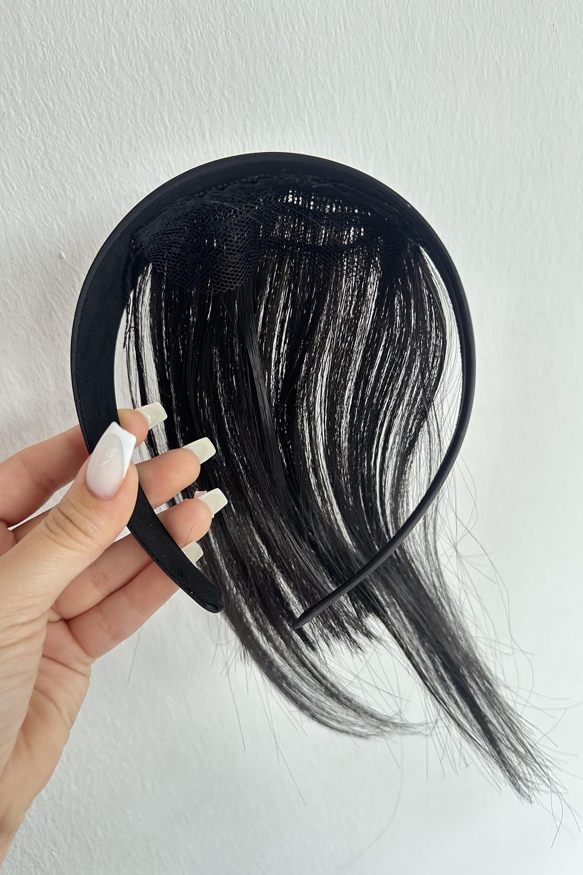 Siyah Renk Uzun Kenarlı Taçlı Takma Kahkül