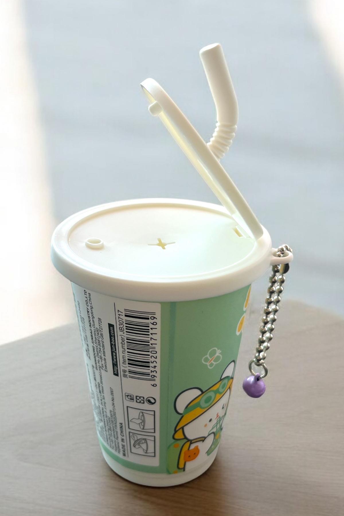 Yeşil Renk Milkshake Figürlü Anahtarlık Detaylı Kutulu Islak Mendil