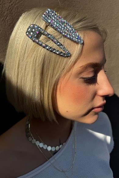 Gümüş Renk Hologram Taş Detaylı İkili Yan Toka