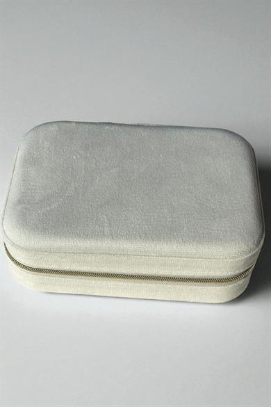 Beyaz Renk Süet Takı Organizeri