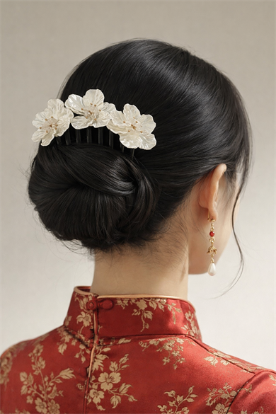 Siyah Renk Çiçek Detaylı Tarak Toka