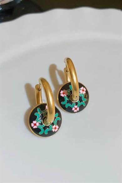 Altın Renk Çiçek Figürlü Çelik Küpe (Çift)