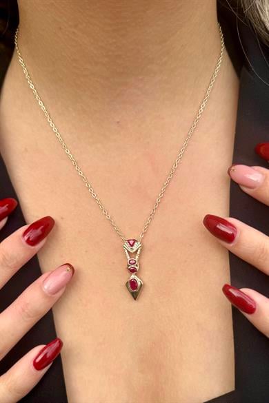 Altın Renk Taş Detaylı Altın Kaplama VİP Kolye