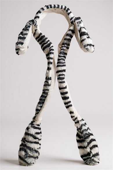 Siyah Ve Beyaz Renk Zebra Desenli Işıklı Kulakları Oynayan Taç