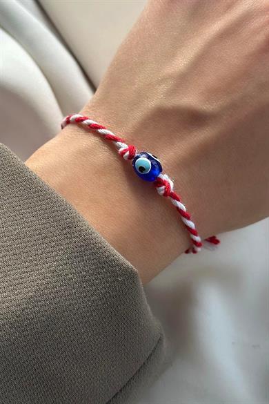 Kırmızı Ve Beyaz Renk Marteniçka Şans Bilekliği