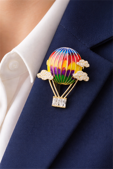 Karışık Renk Uçan Balon Figürlü Taşlı Broş  