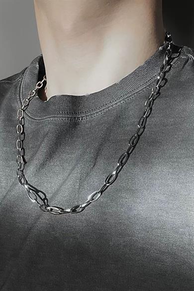Gümüş Renk Zincir Detaylı Unisex Çelik Kolye