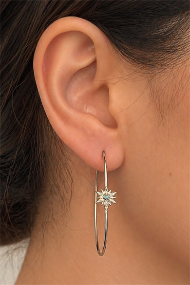 Gümüş Renk Yıldız Figürlü Taş Detaylı 14K Altın Kaplama Halka Küpe (Çift)