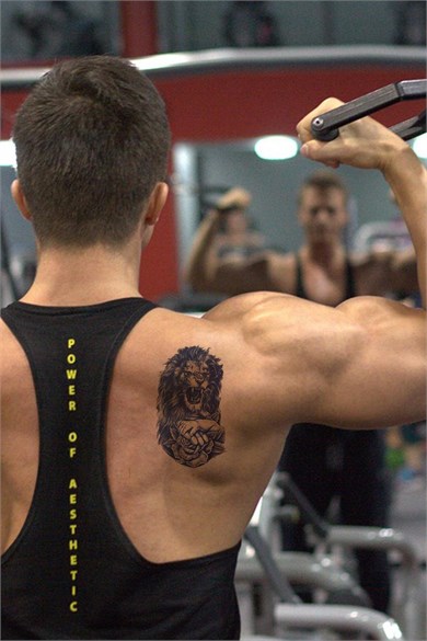 Aslan Figürlü Geçici 12 Saat Sonra Kararan Dövme Tattoo