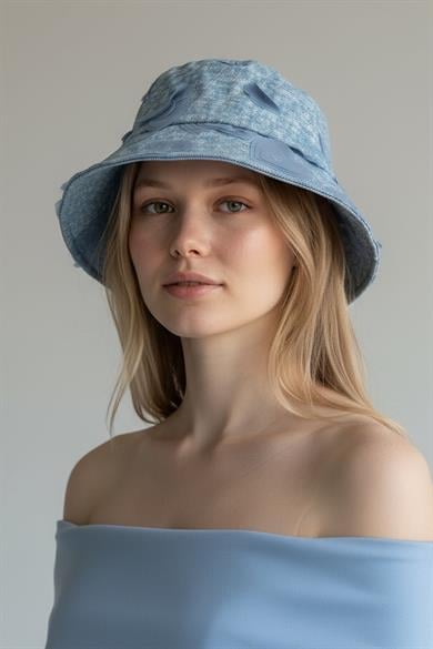 Mavi Renk Kalp Figürlü Kot Tasarım Şapka