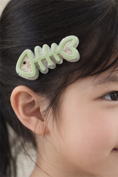 Yeşil Renk Kılçık Figürlü Yan Toka