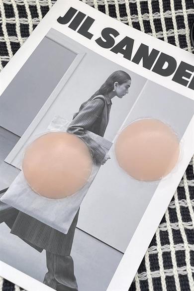 Göğüs Ucu Gizleyen Şeffaf Yapışkanlı Silikon Ped