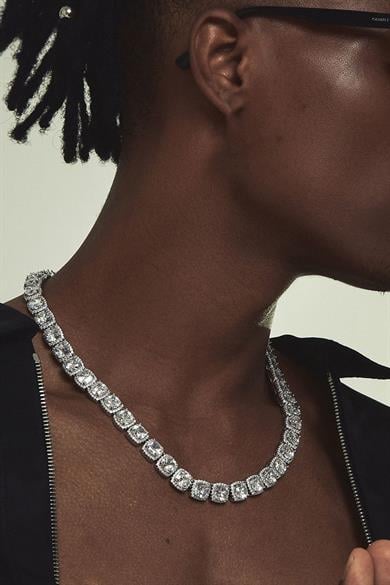 Gümüş Renk Taş Detaylı Unisex VİP Tasarım Kolye