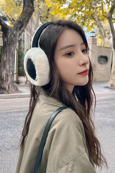 Krem Ve Siyah Renk Peluş Kulaklık