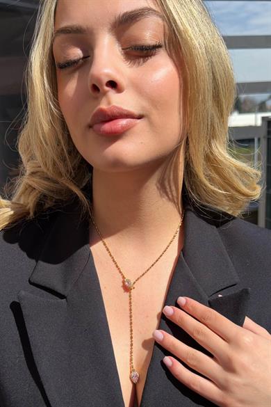 Altın Renk Taş Detaylı Çelik Kolye