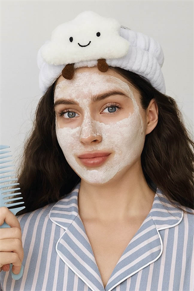 Beyaz Renk Bulut Figürlü Peluş Saç Bandı