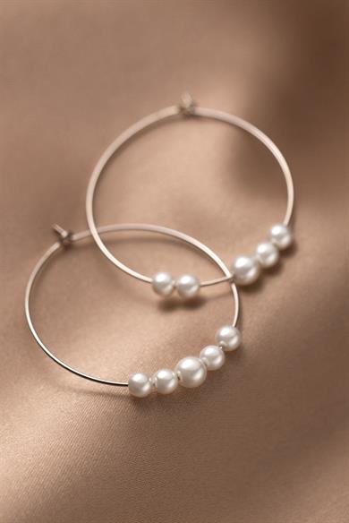 Gümüş Renk İnci Detaylı Halka Küpe (Çift)
