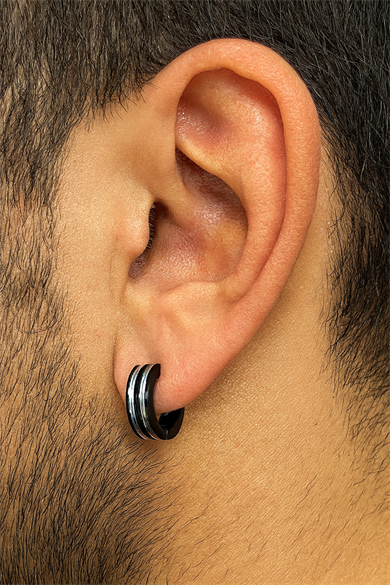 Siyah Renk Çizgi Detaylı Erkek Çelik Küpe (Çift)