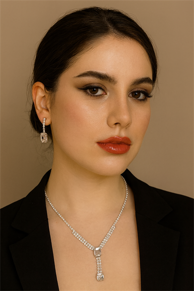 Gümüş Renk Taş Detaylı Kolye Ve Küpe Düğün Kına Nişan Gelin Set 