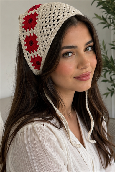 Kırmızı Renk Çiçek Desenli Örgü Saç Bandana