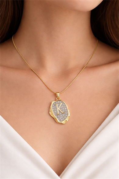 Altın Renk K Harf Taş Detaylı Çelik Kolye