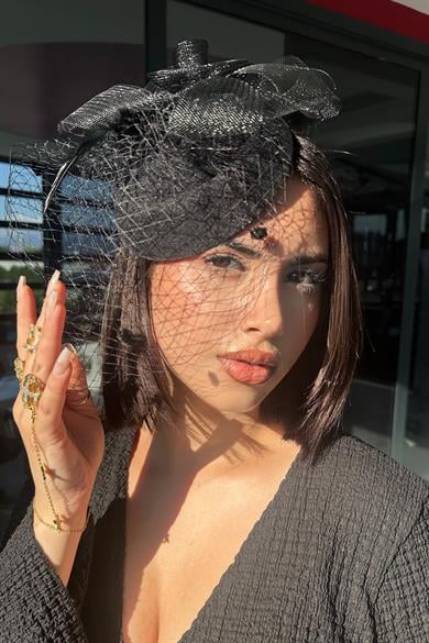 Siyah Renk Çiçek Detaylı Nikah Şapkası/Vualet Şapka