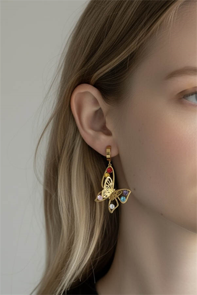 Altın Renk Kelebek Figürlü Çelik Küpe (Çift)