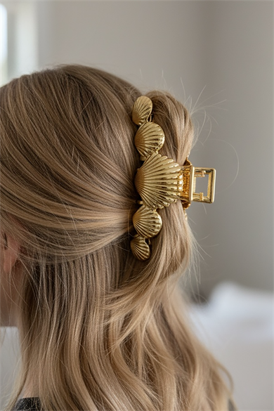 Altın Renk Deniz Kabuğu Figürlü Metal Mandal Toka