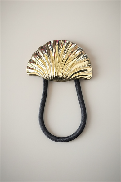 Altın Renk Midye Figürlü Metal Lastik Toka