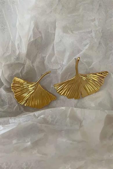 Altın Renk Çiçek Figürlü Küpe (Çift)